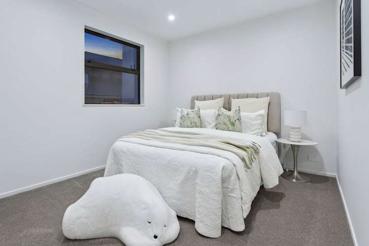 1-6  246 Wairau Road Glenfield_10