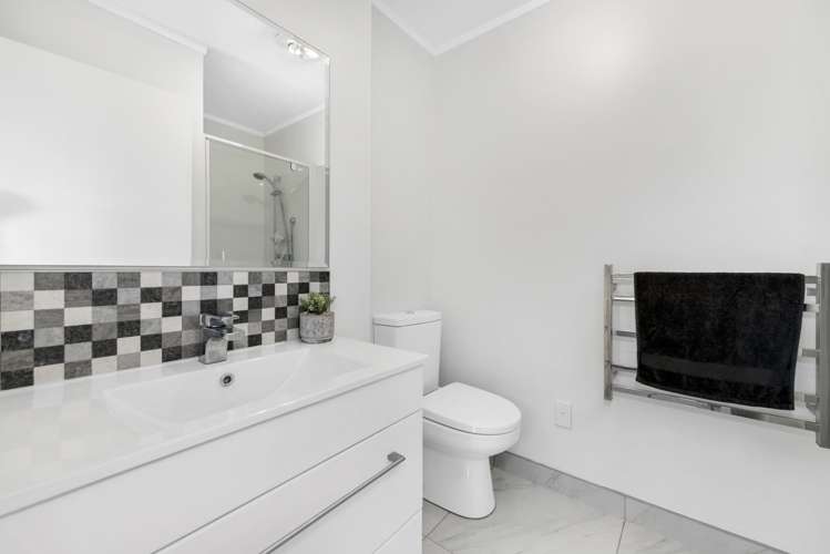 26 Parramatta Place Botany Downs_24