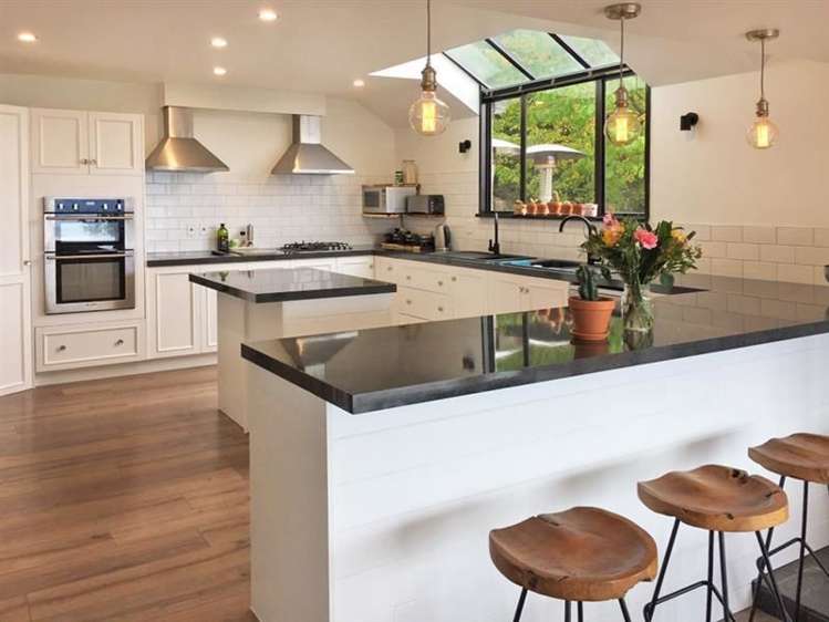 20 Lochy Road Fernhill/Sunshine Bay_2