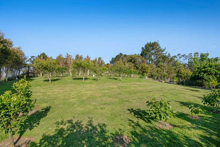 69a Pipitiwai Drive Helensville_29
