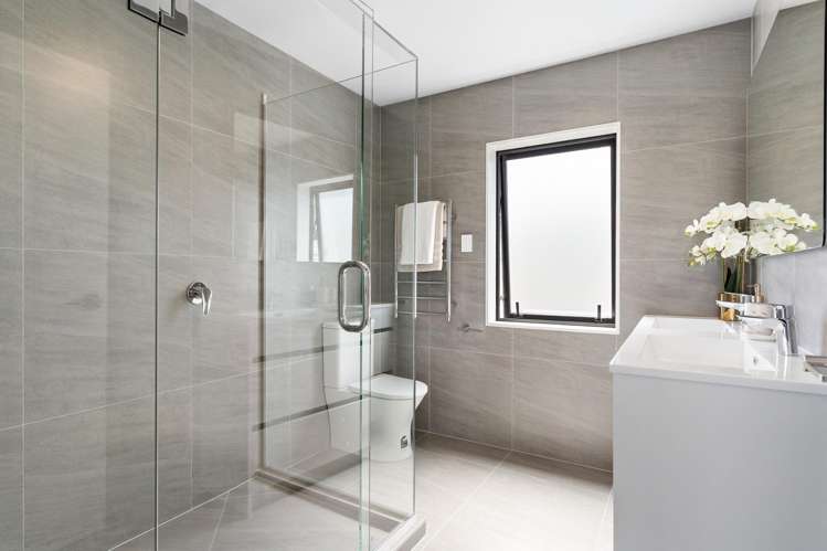 92 Huanui Drive Orewa_21