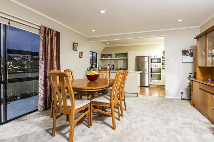 2/2 Korotaha Terrace Rothesay Bay_7