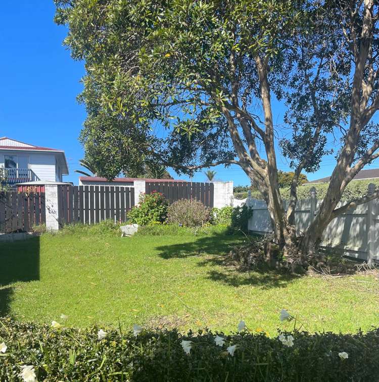 2 Allington Road Massey_5