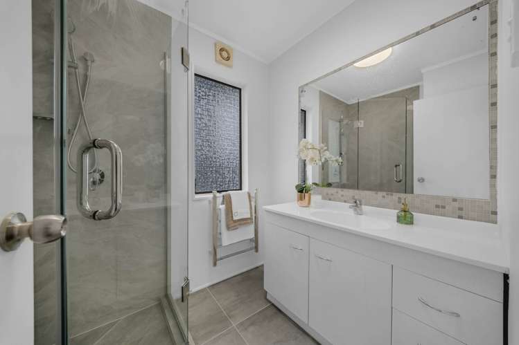 17 Glenwood Avenue Birkenhead_10