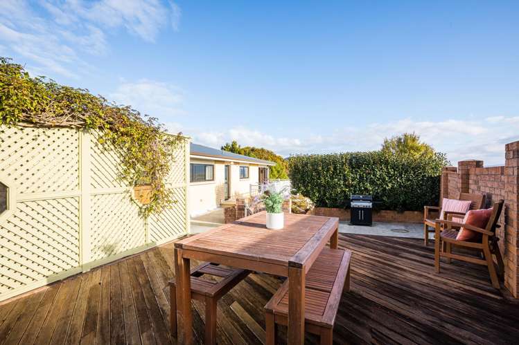 7 King Charles Drive Kingsley Heights_31