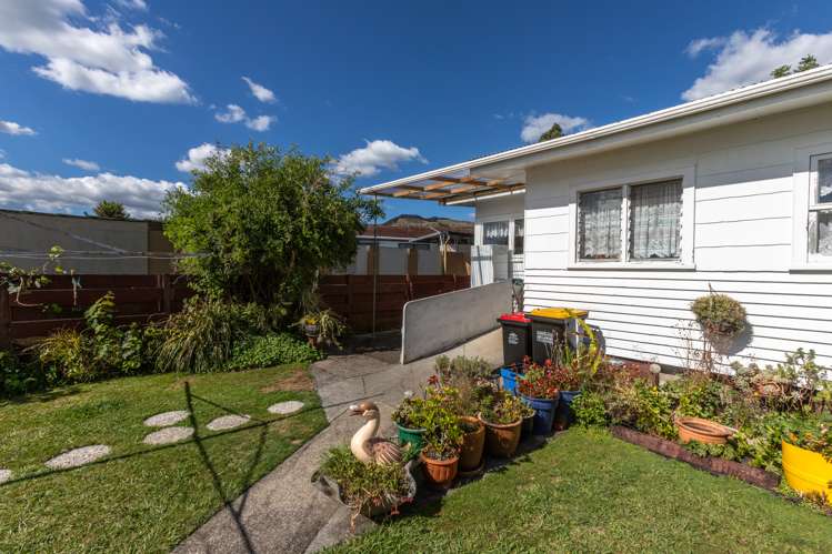 44 Claremont Avenue Paeroa_16