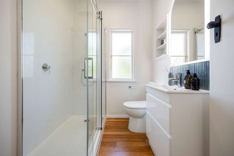 121 Galloway Street Hamilton East_14