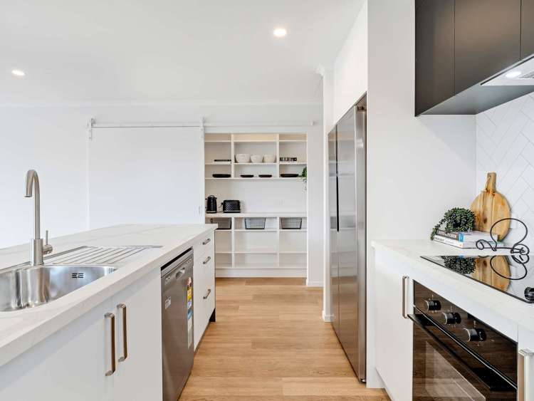 51A Selwyn Crescent College Estate_10