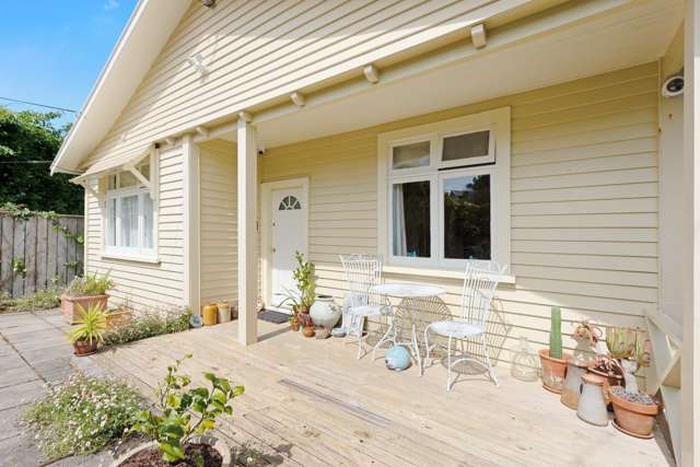 1/21 Sunshine Avenue Karori_1