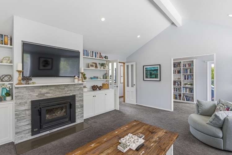 24 Kohutuhutu Road Raumati Beach_9