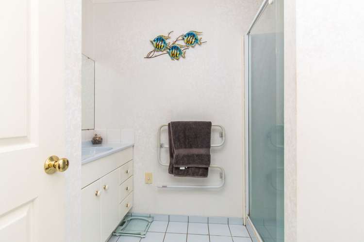 31 Muirfield Street Wattle Downs_7