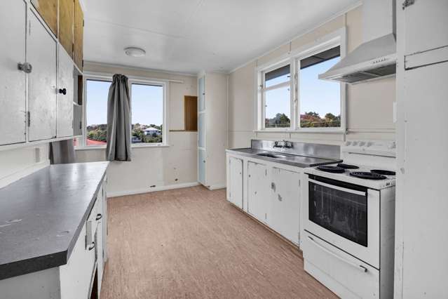 15 Banks Street Marfell_1