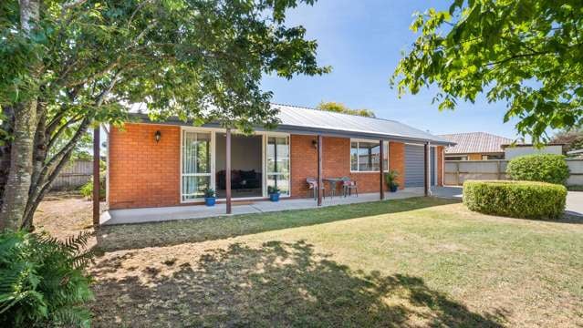 Privacy, Double Glazing + Garaging