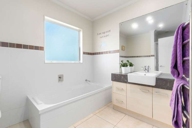 44 Hadley Wood Drive Wattle Downs_20