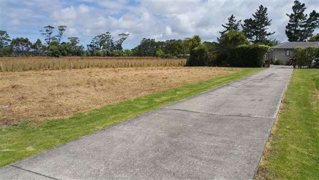 30 Aitkenhead Court Parakai_3