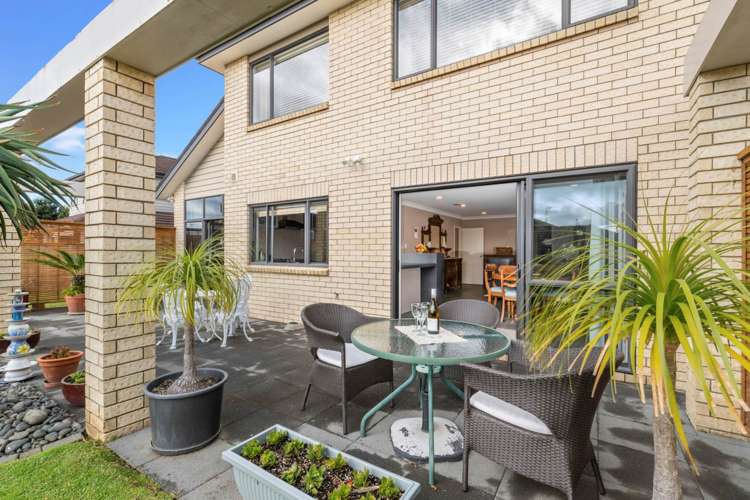 21 Turnberry Drive Wattle Downs_10