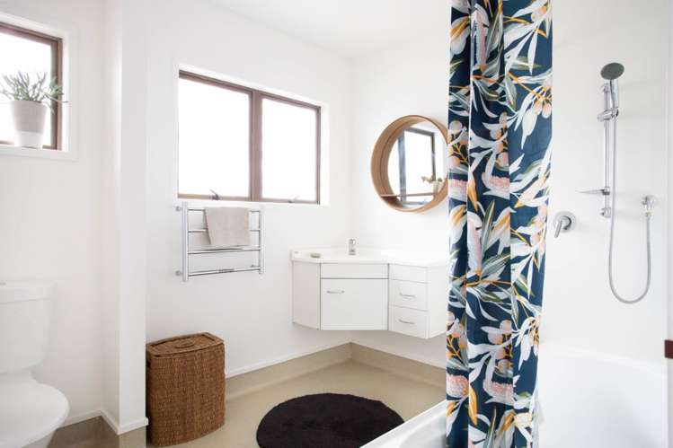 11 Norfolk Place Tairua_13