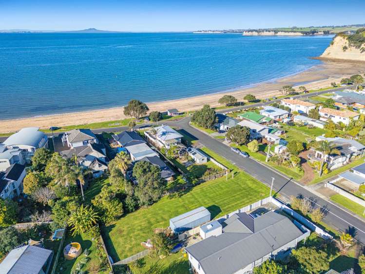 3 Herman Street Arkles Bay_12