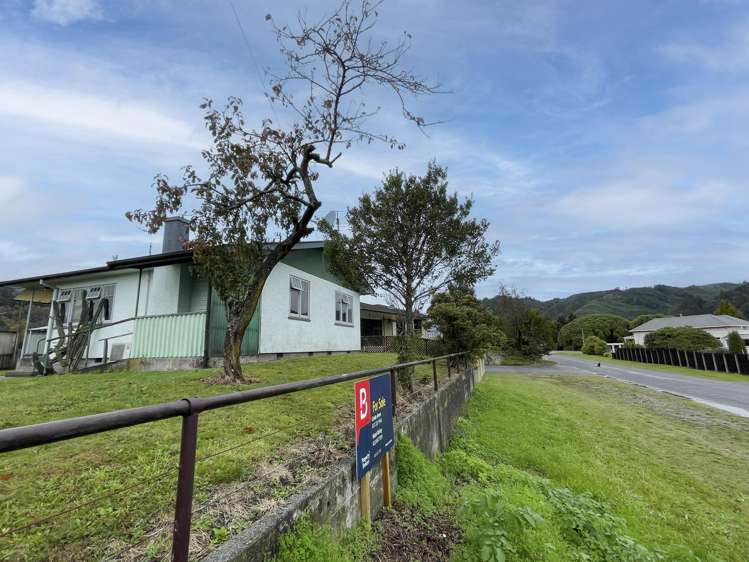 27 Lucas Street Reefton_4