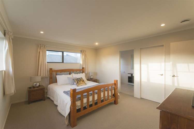 9 Tivoli Court Flat Bush_25