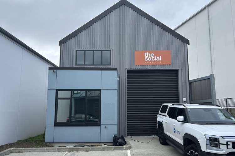 20/8 Laurenson Road Hobsonville_0