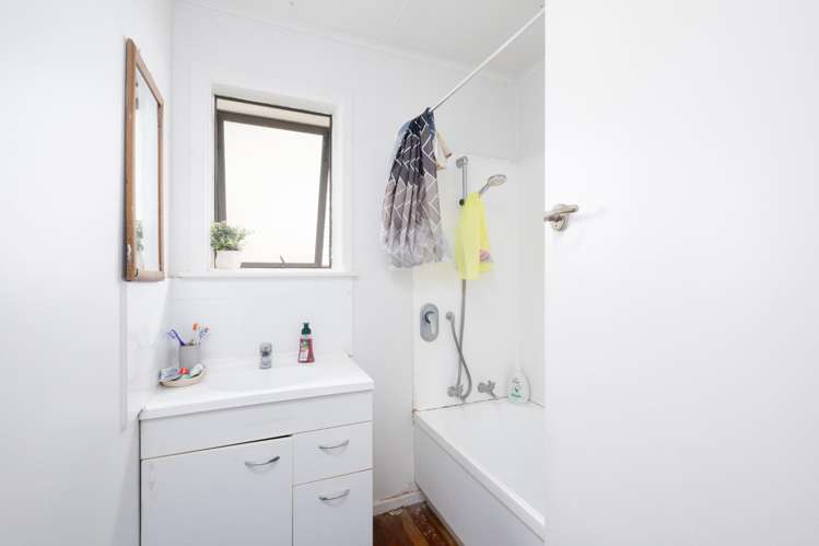 6 Clark Street Manurewa_9