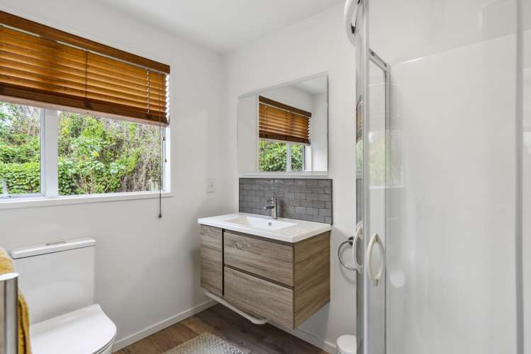 18a Garden Road Raumati Beach_15