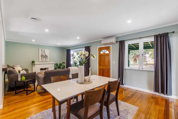 1/16 Lancaster Road Beach Haven_6