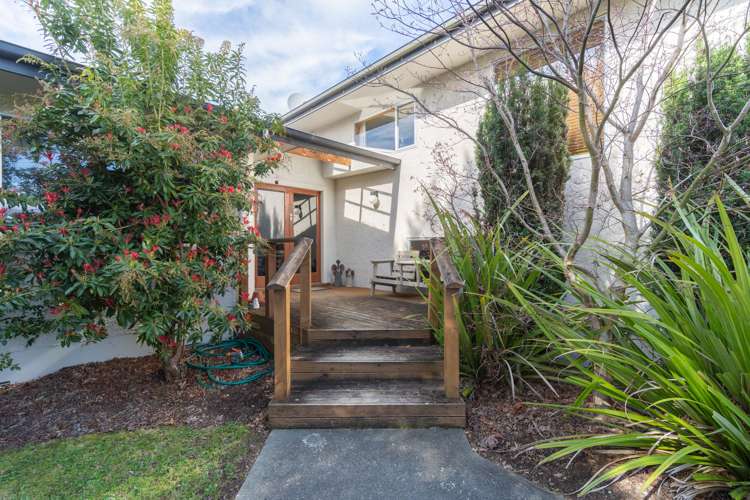 3 Thomson Place Te Anau_27