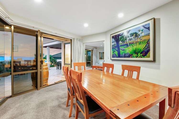 13 Joydon Place Stanmore Bay_11