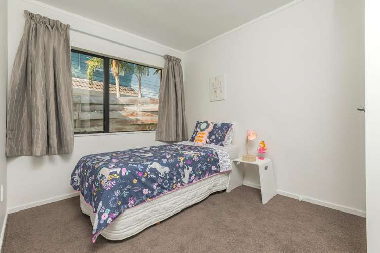 2/27 Richards Avenue Forrest Hill_13