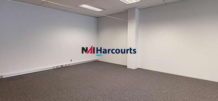 Shop B/15-17 Hurstmere Road Takapuna_2