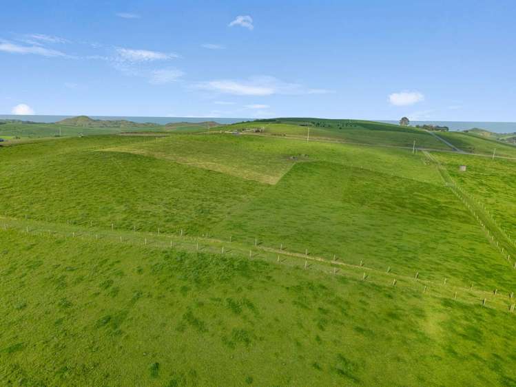 177 Rehutai Road Baylys Beach_7