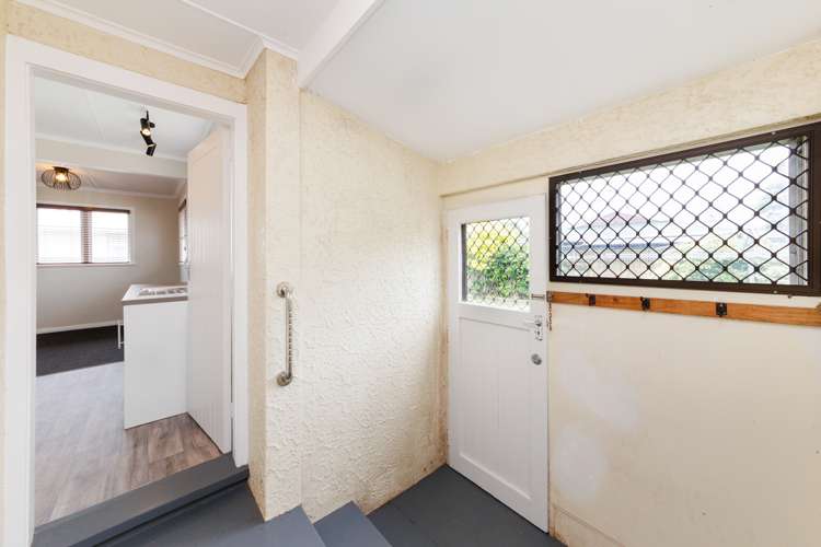 226 Tremaine Avenue Highbury_14