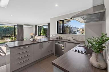 22A Stanford Way_1