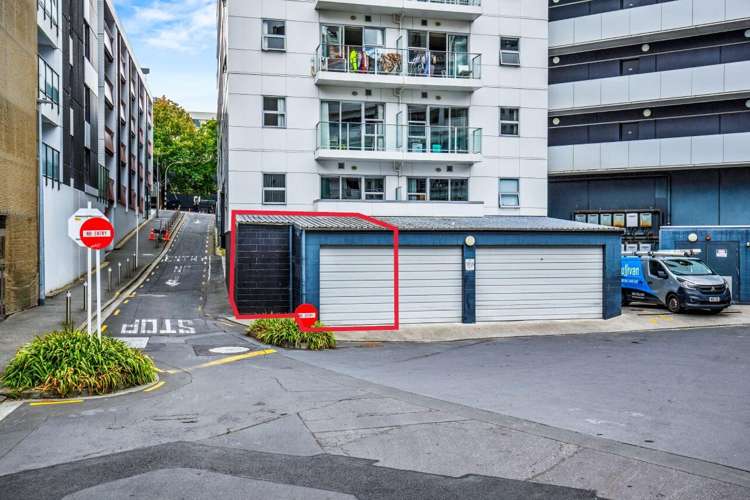 R1 and 57/432 Queen Street Auckland Central_8