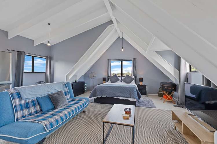 27 Bens Place Springvale_15