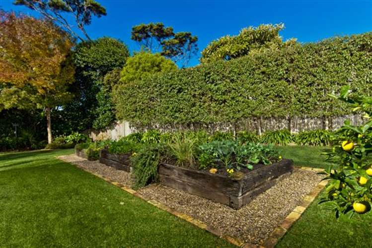 37a Roland Road Greenhithe_15