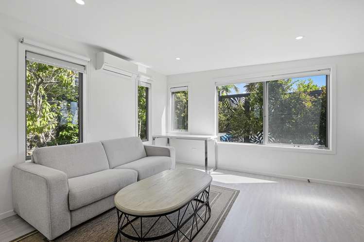 22A Eastcliffe Road Castor Bay_17