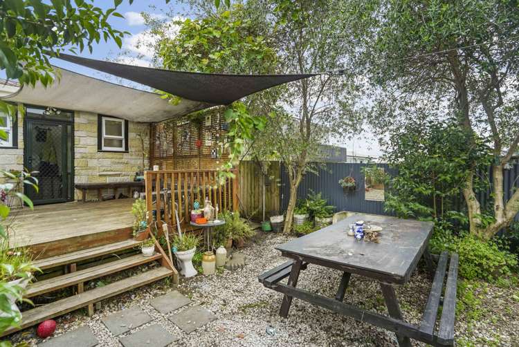 49 Bader Street Bader_13