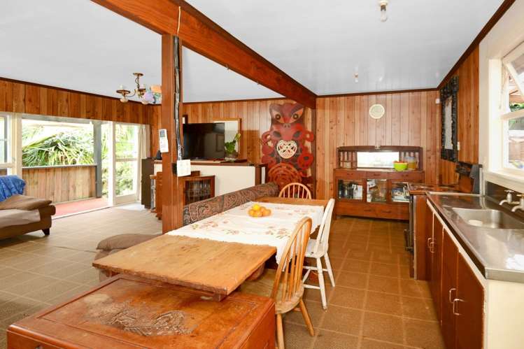 42 Lauderdale Road Birkdale_5