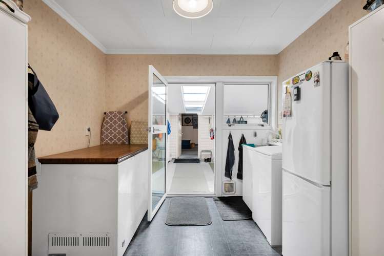 218 Henwood Road Paraite_21