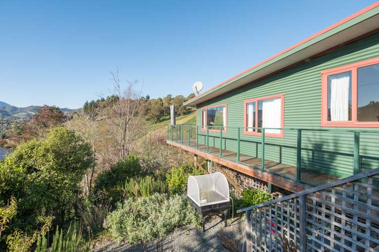 5 Banff Way Toi Toi_11