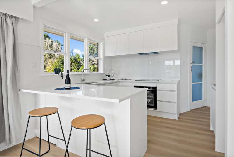 70 Sturges Road Henderson_6