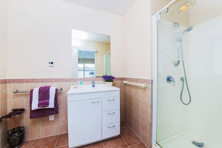 13 Maypark Crescent Flat Bush_12