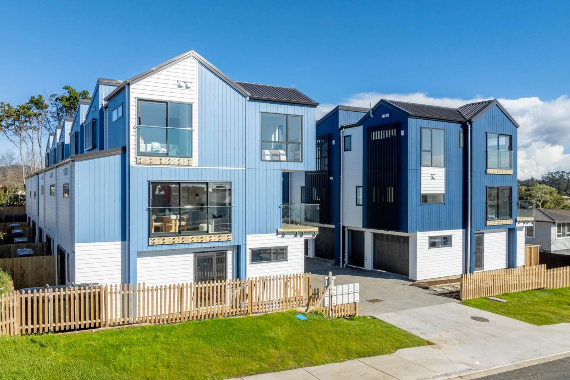 14 & 16 Geordie Street Henderson_0