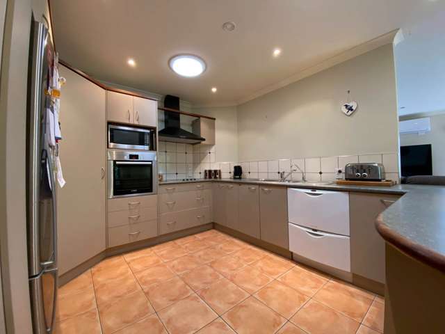 21 Les Fisher Place Pukekohe_1