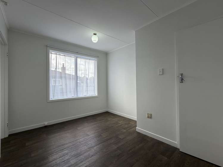 21 Seaforth Avenue Milson_2