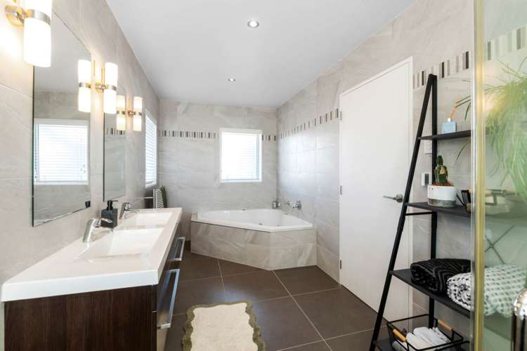 9 Steamer Road Silverdale_38