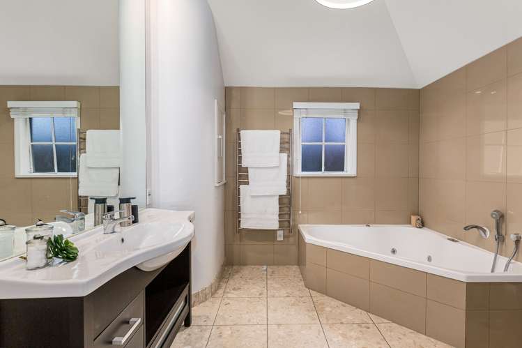 64 Amritsar Street Khandallah_19